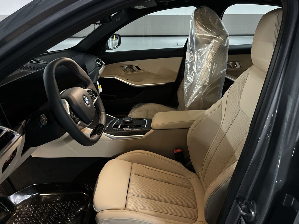 2025 BMW 3 Series 330i xDrive 11