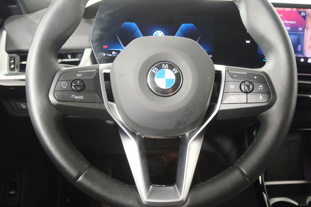 Thumbnail: 2025 BMW X2 - 23