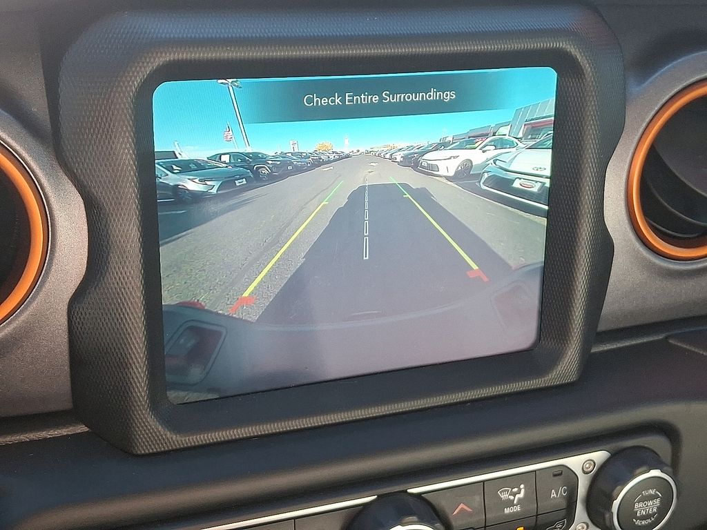 Thumbnail: 2021 Jeep Gladiator - 19