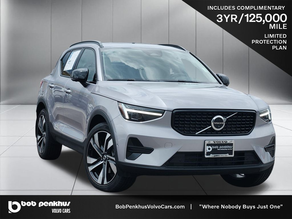 Aurora Silver 2026 Volvo XC40 B5 Ultra AWD SUV / Crossover All-Wheel Drive Automatic