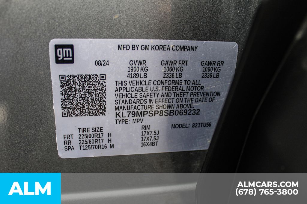Used 2025 Gray Chevrolet LT image 39