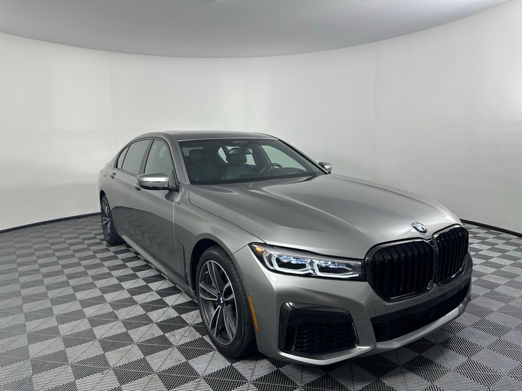 Thumbnail: 2022 BMW 7 Series - 3