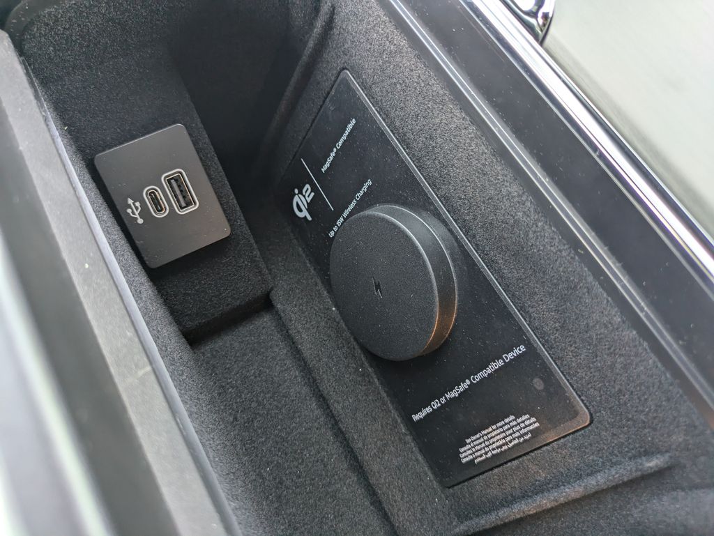 2027 Lincoln Navigator 
