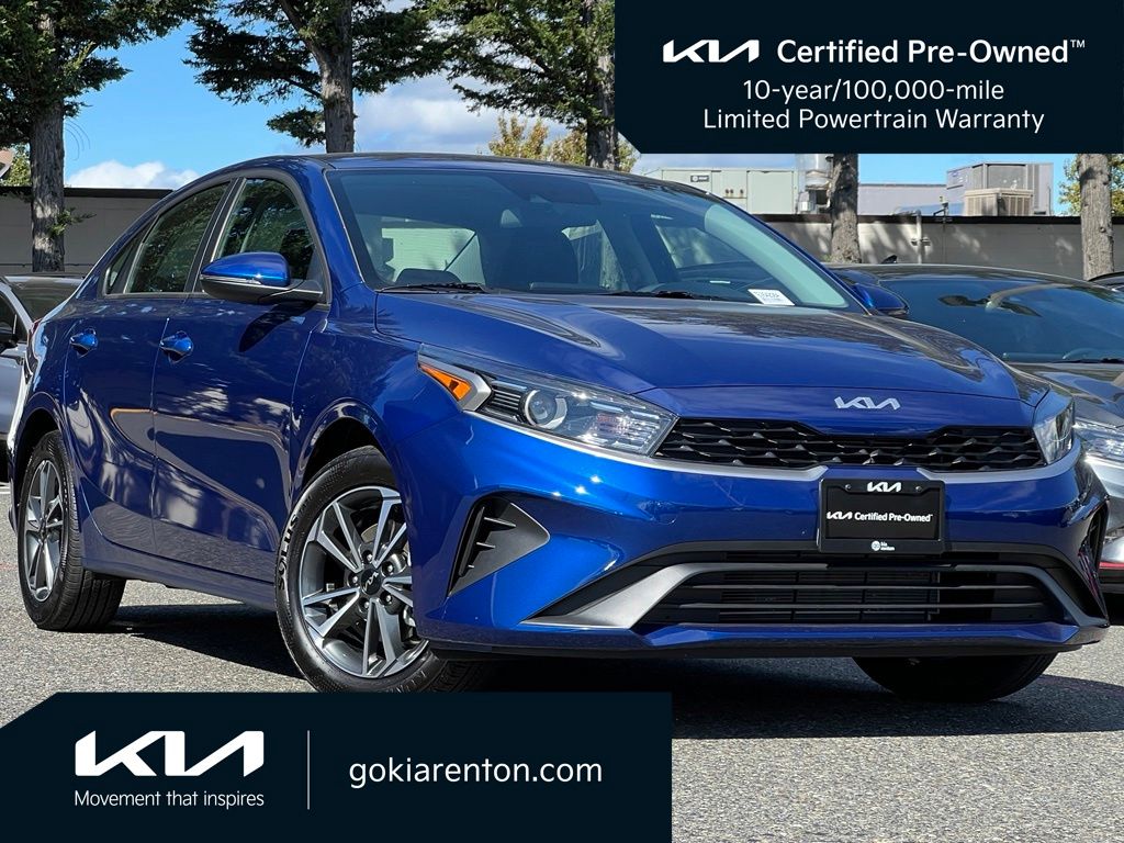Deep Sea Blue 2024 Kia Forte Sedan Front-Wheel Drive Continuously Variable Transmission