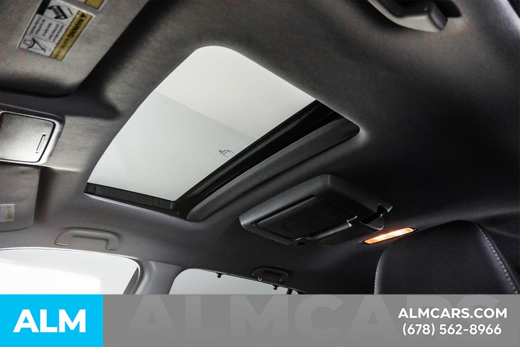 Used 2021 Black Honda Touring image 16