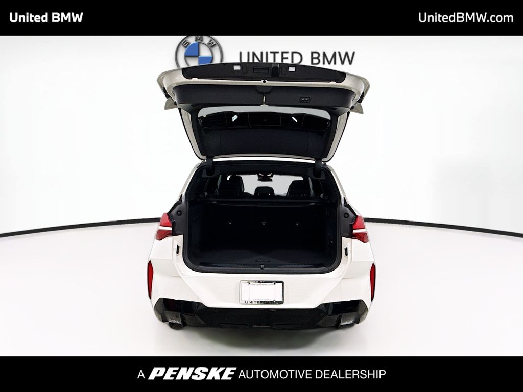 Thumbnail: 2026 BMW X3 - 14