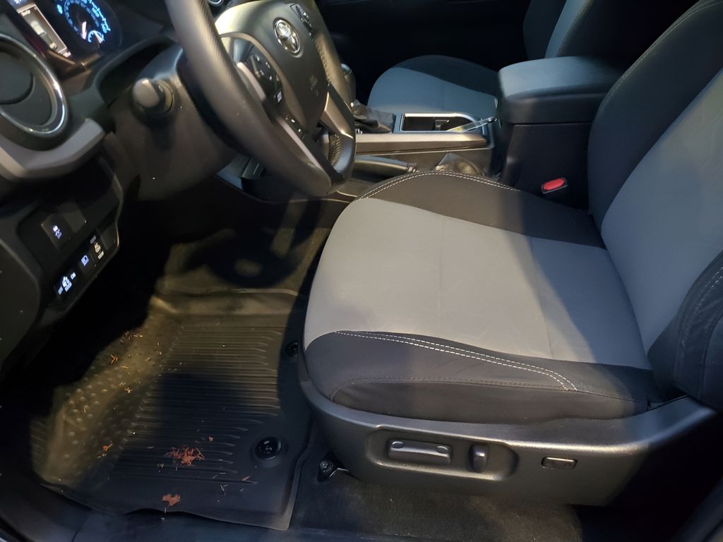 Used Car 2021 Toyota Tacoma  Trd Sport For Sale Under $30,000 In Austin, Texas