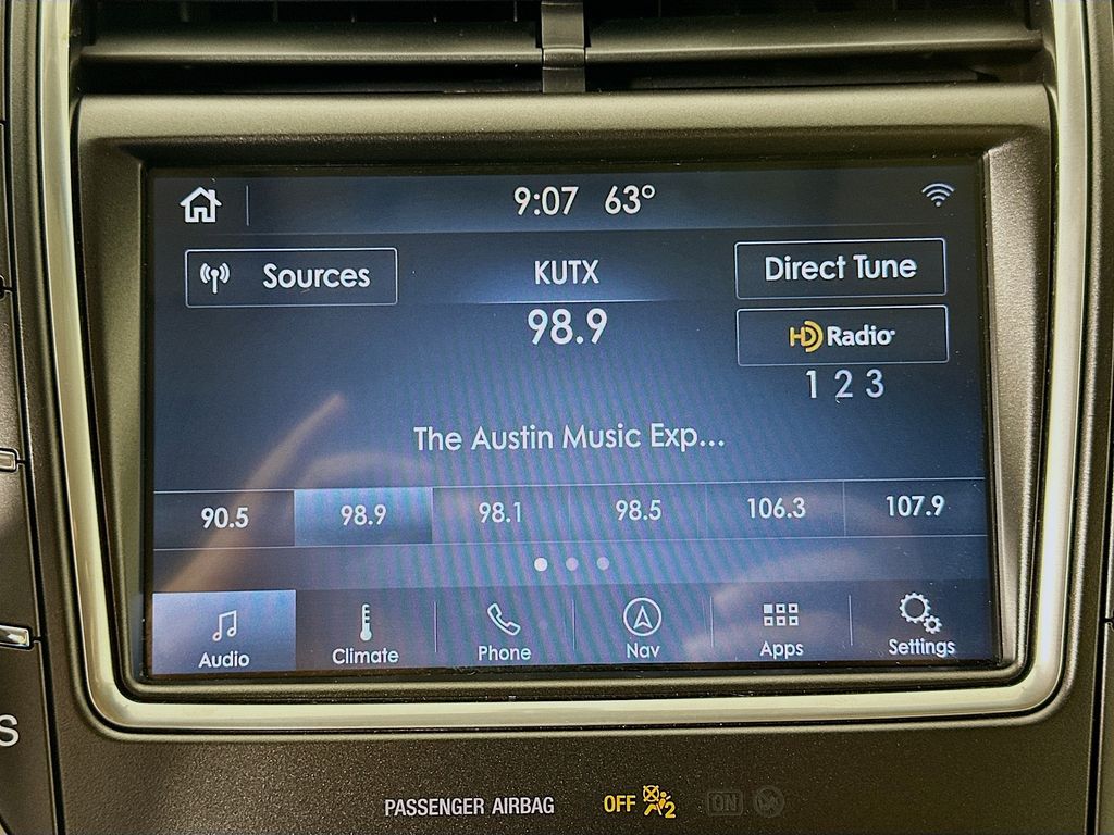 Thumbnail: 2019 Lincoln Nautilus - 15