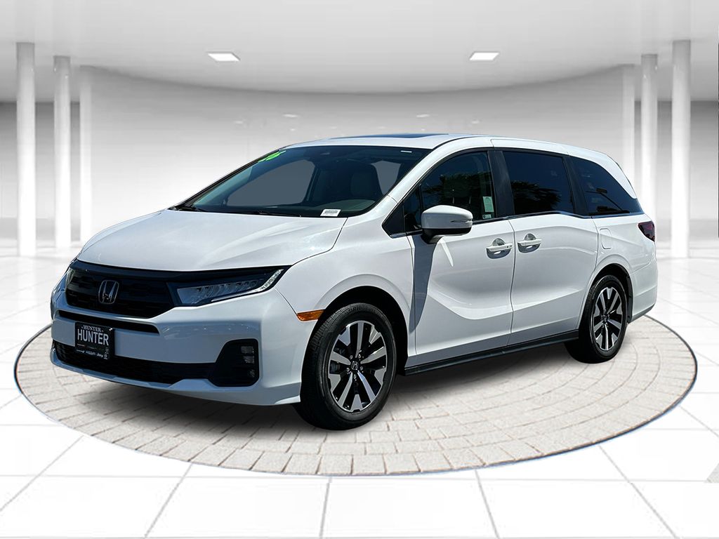 Platinum White Pearl 2026 Honda Odyssey Minivan Front-Wheel Drive Automatic