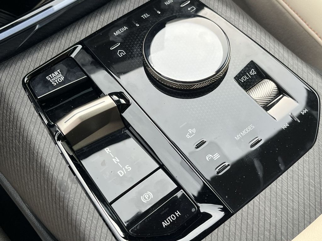 Thumbnail: 2025 BMW X3 - 20