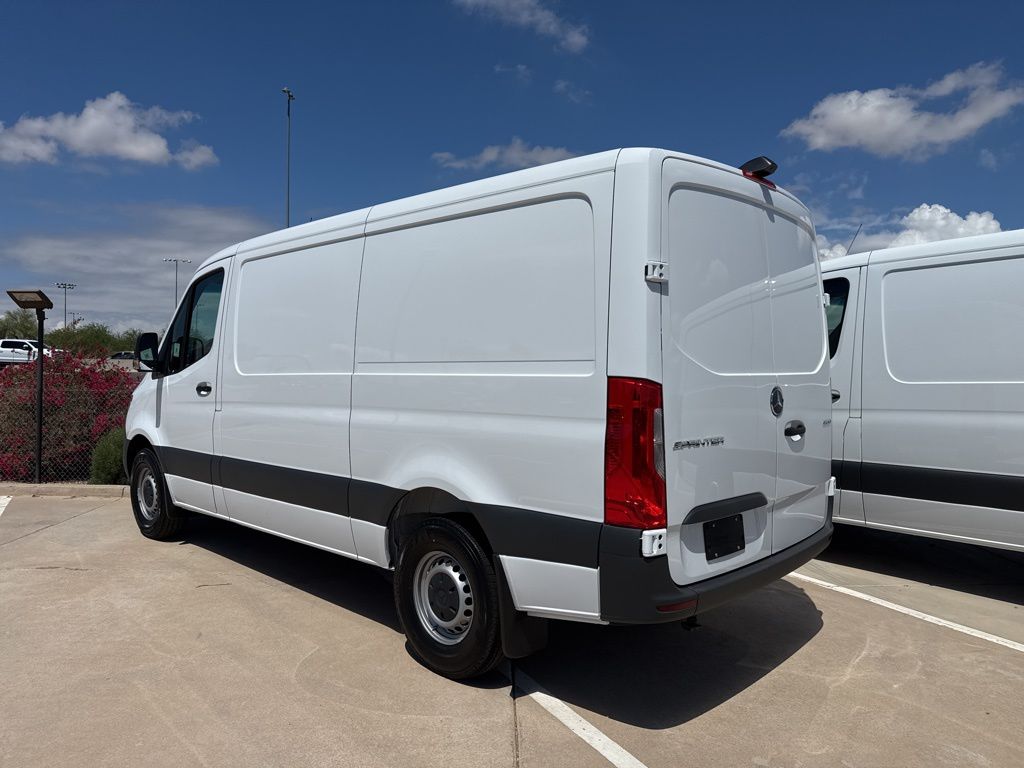 2025 Mercedes-Benz Sprinter 2500 6