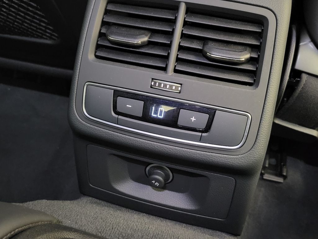 Thumbnail: 2024 Audi S5 - 18