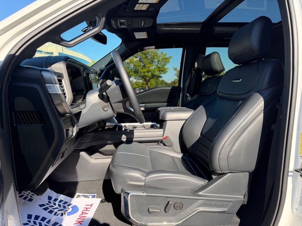2025 Ford F-350 Super Duty Platinum