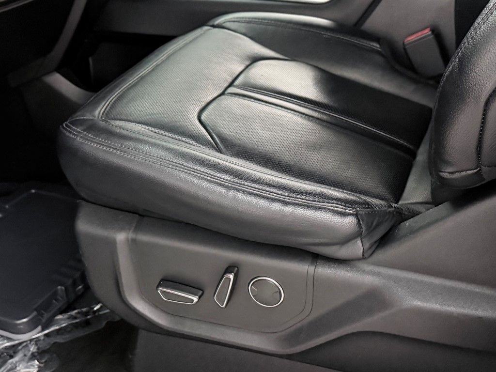 Thumbnail: 2019 Ford Expedition - 30