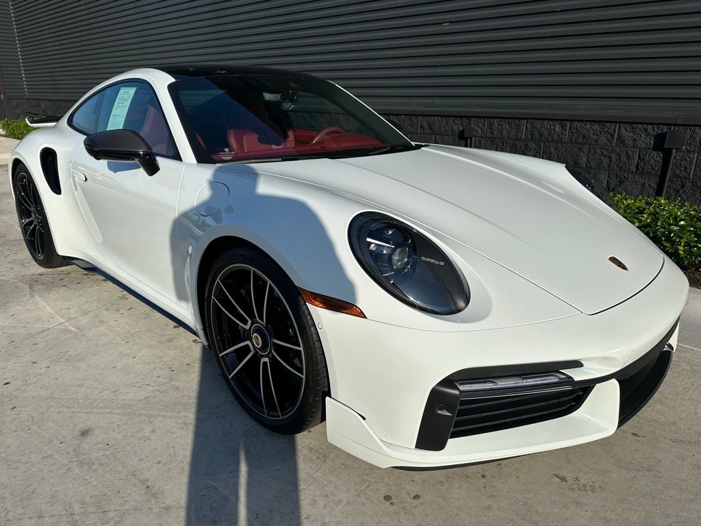2024 Porsche 911 Turbo S 10
