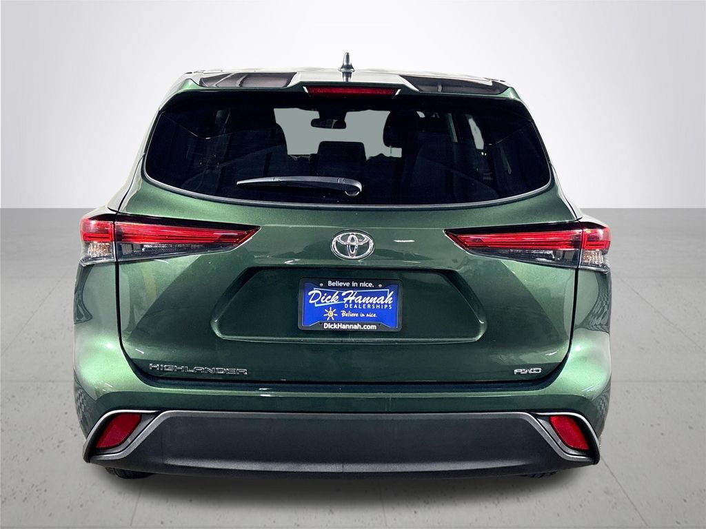 2023 Toyota Highlander L