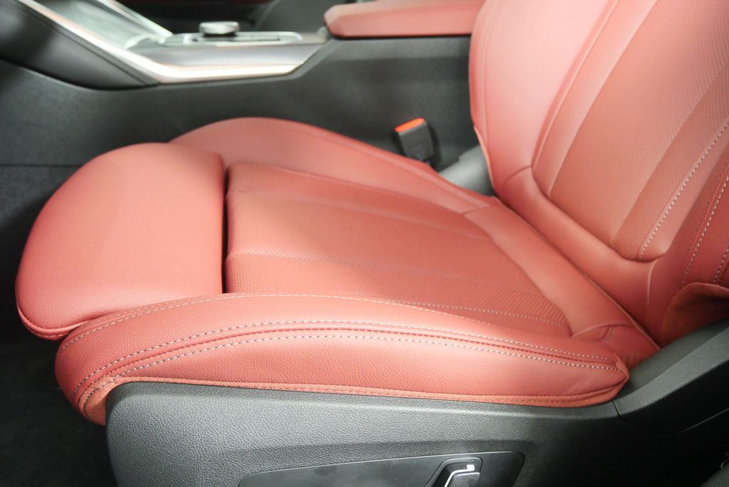 Thumbnail: 2026 BMW 4 Series - 11