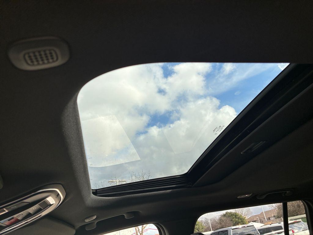 New Car 2025 Jeep Grand Cherokee  Laredo X For Sale Under $40,000 In Austin, Texas