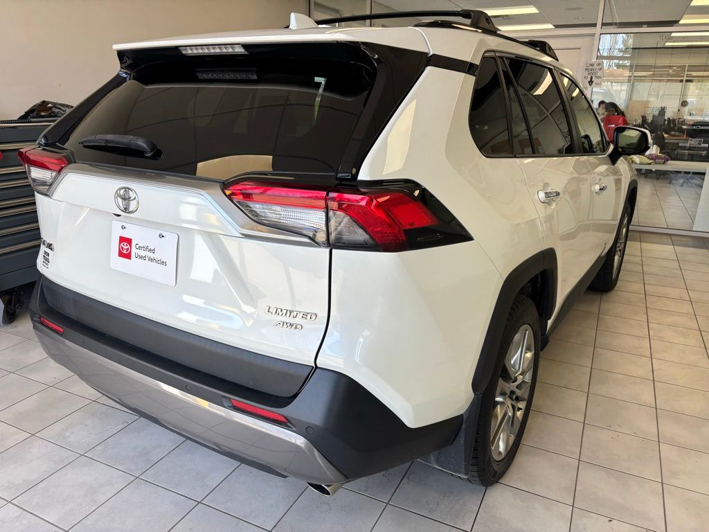 Used 2019 Toyota RAV4 SUV