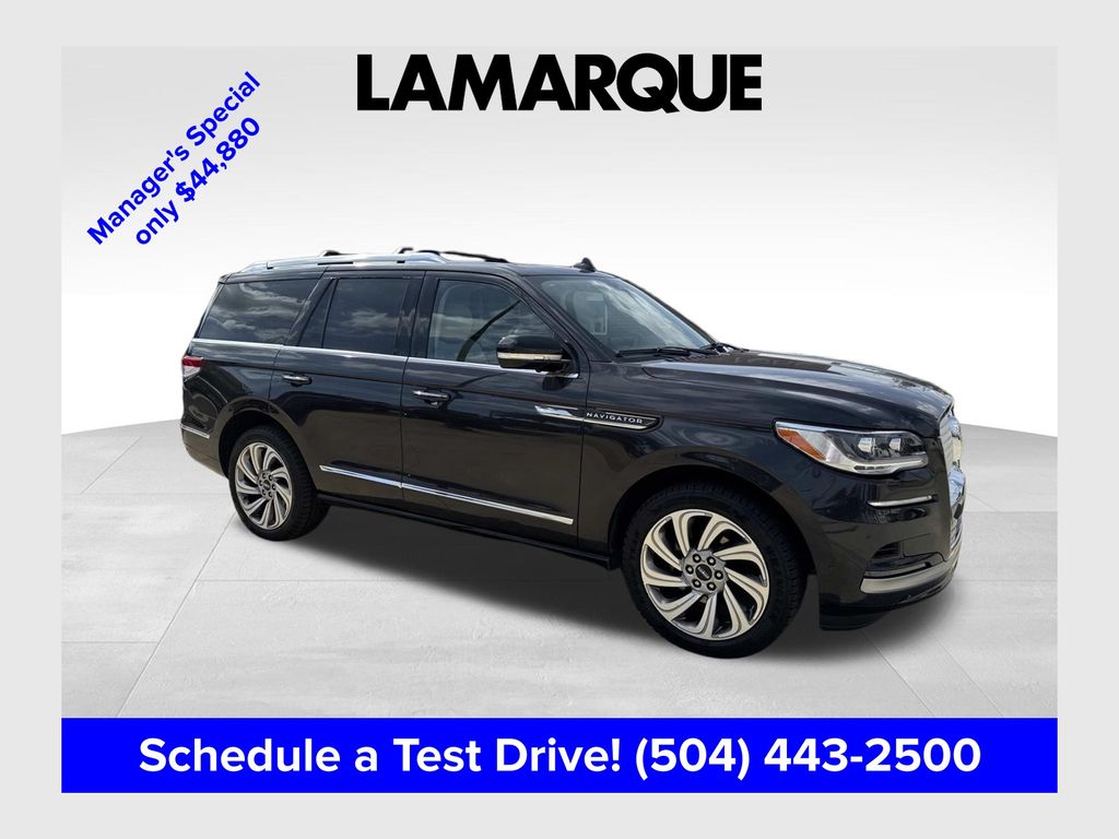 Gray Metallic 2024 Lincoln Navigator Premiere 4WD SUV / Crossover Four-Wheel Drive Automatic