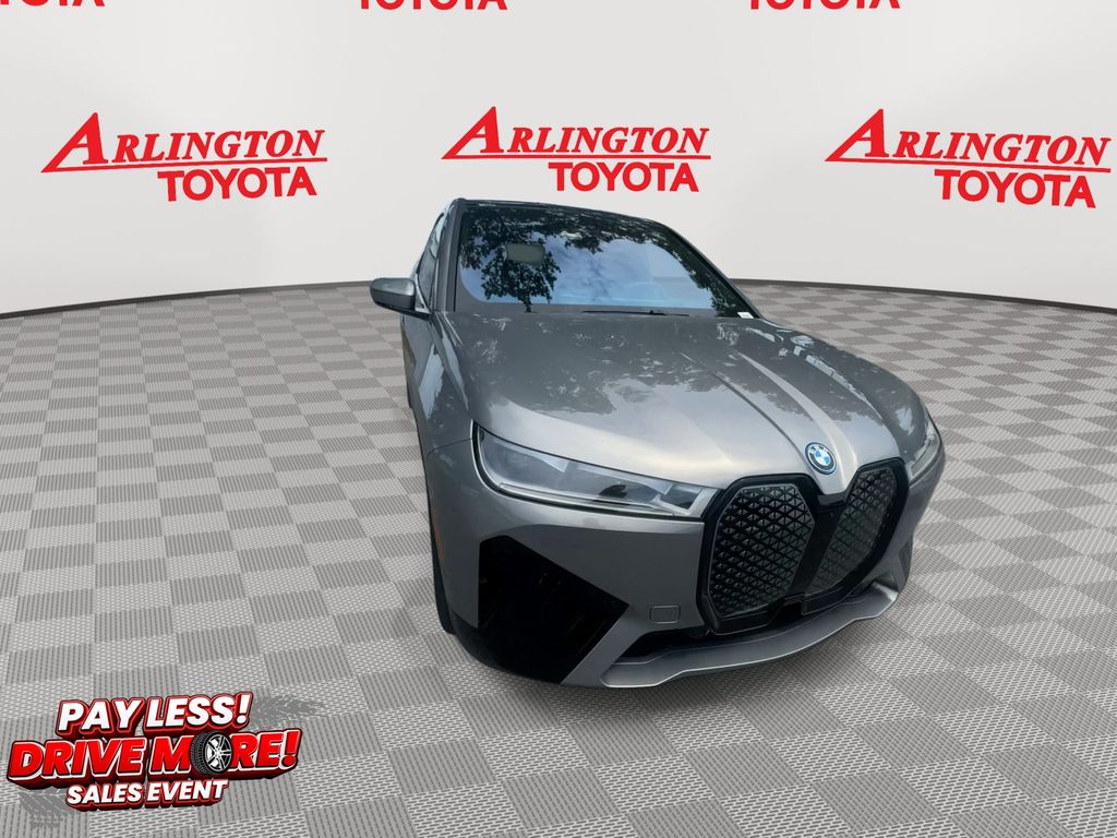 Used 2023 BMW iX Base with VIN WB523CF01PCM84967 for sale in Jacksonville, FL