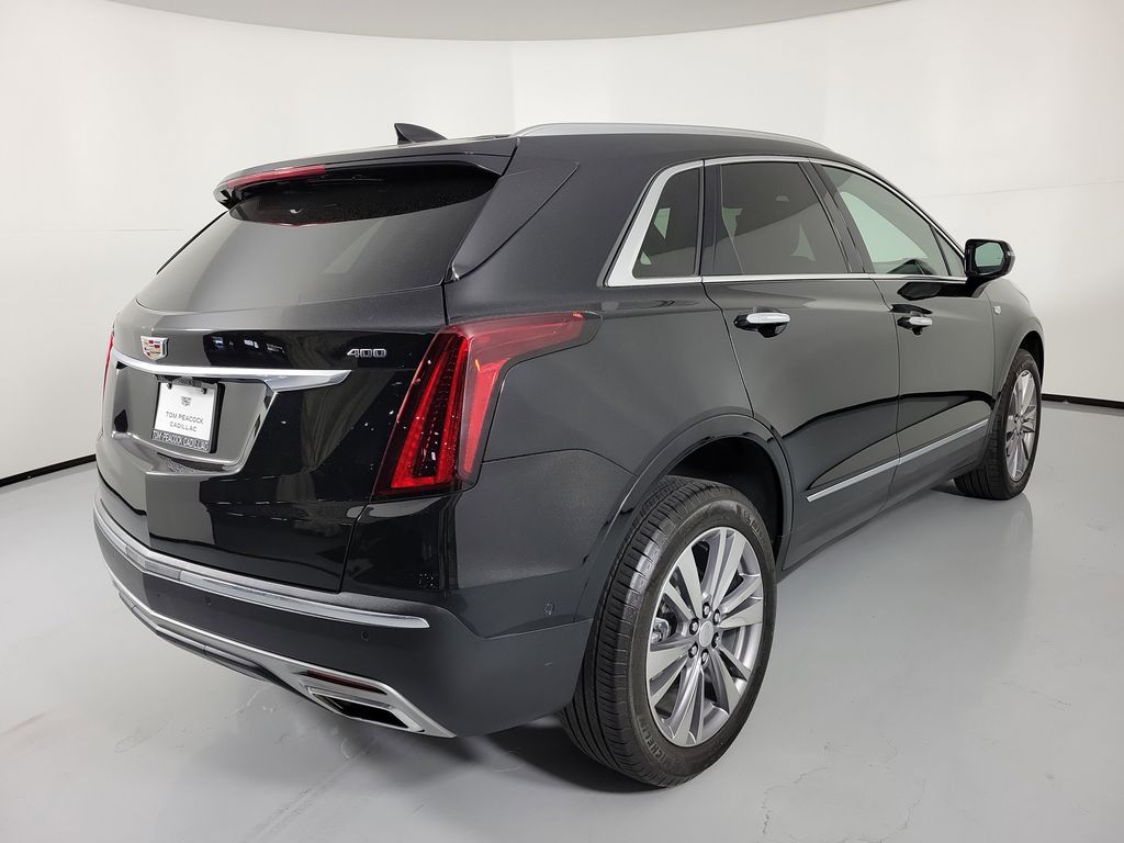 2024 Cadillac XT5 Premium Luxury - 3