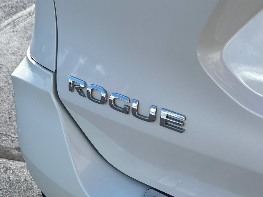 Used 2018 Nissan Rogue SUV
