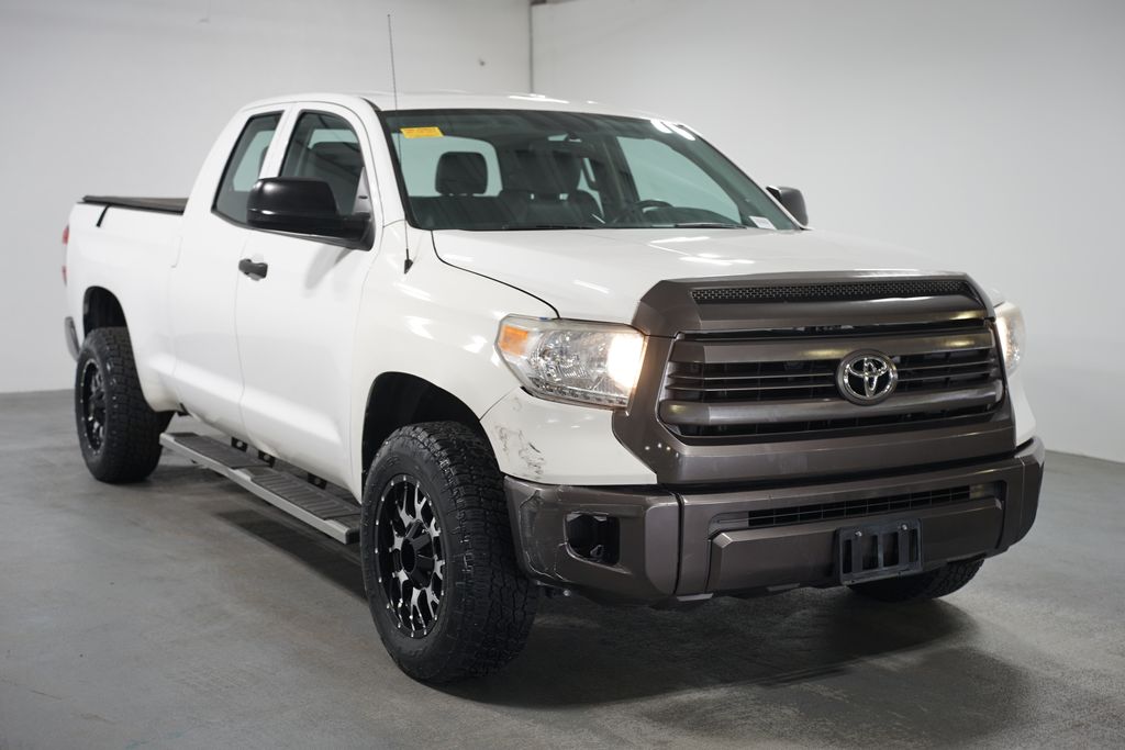 2017 Toyota Tundra SR5 3