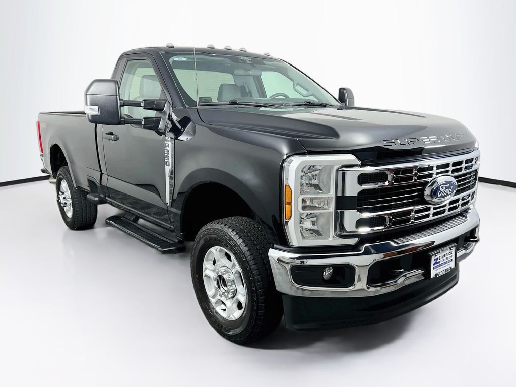 2026 Ford F-350 Super Duty XLT Regular Cab LB 4WD