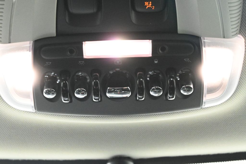 Thumbnail: 2016 MINI Cooper - 25