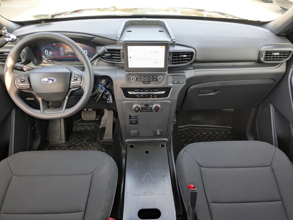 2025 Ford Police Interceptor Utility 