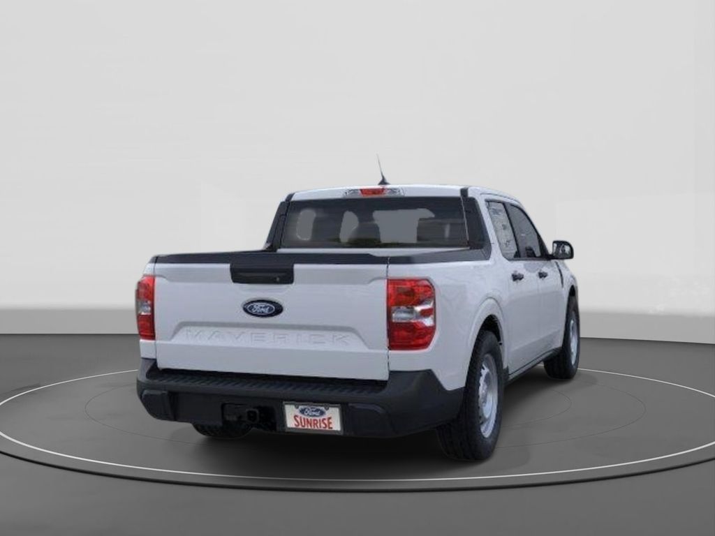 New 2026 Ford Maverick XL 4D Crew Cab