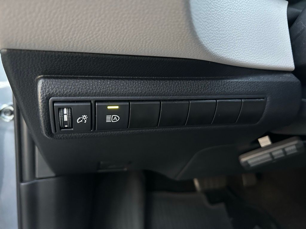 Thumbnail: 2024 Toyota Corolla - 17