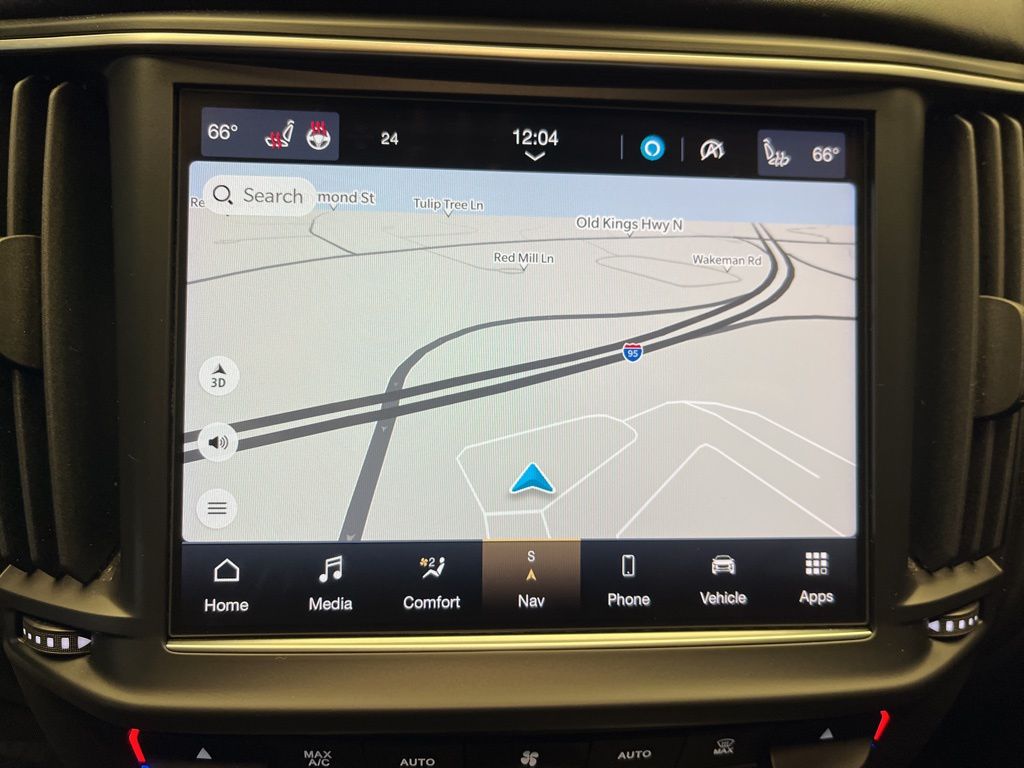 Thumbnail: 2022 Maserati Levante - 17