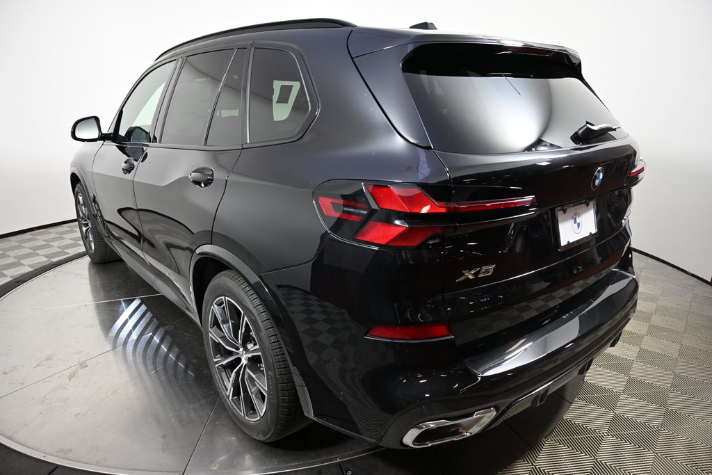 Thumbnail: 2026 BMW X5 - 3