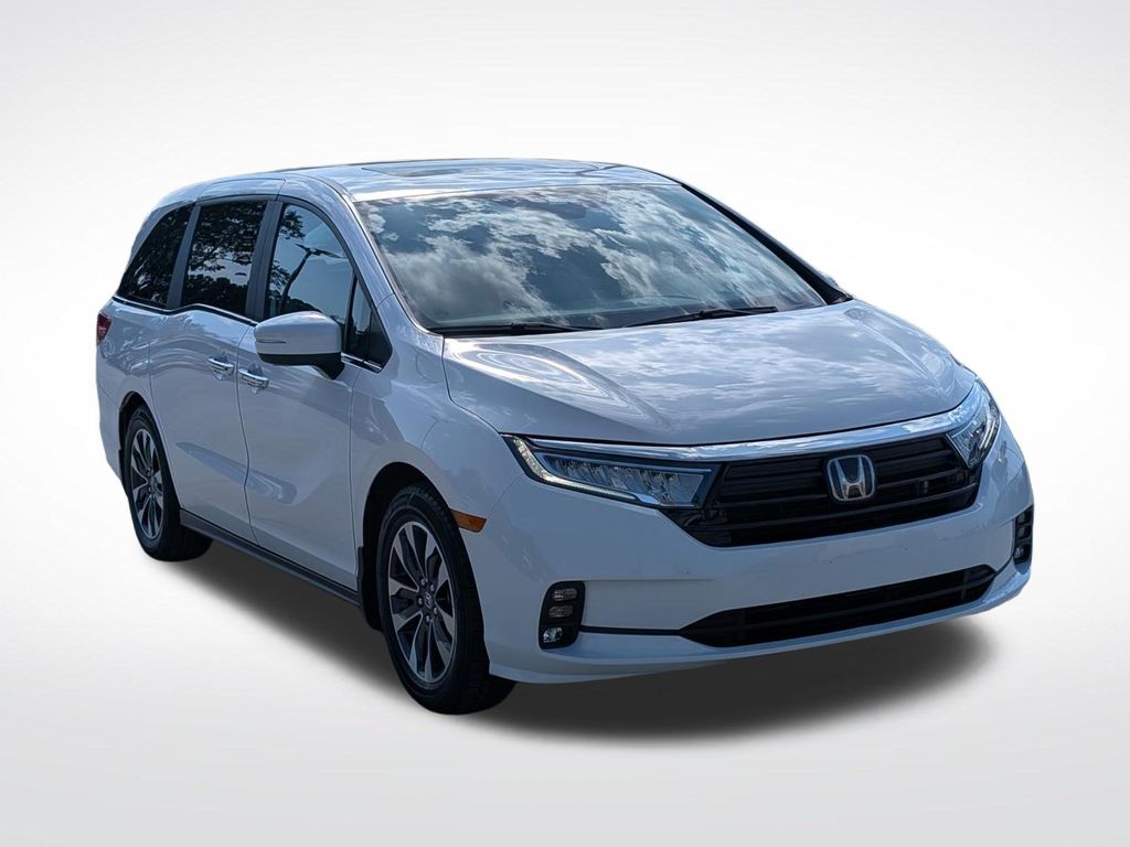 Platinum White Pearl 2024 Honda Odyssey Minivan Front-Wheel Drive Automatic