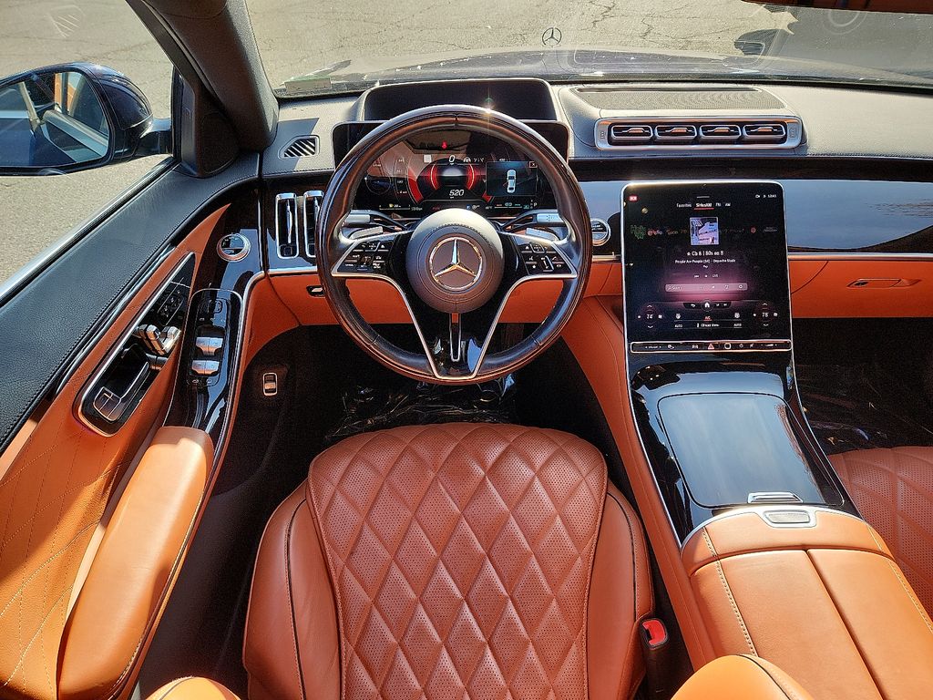 Thumbnail: 2022 Mercedes-Benz S-Class - 11