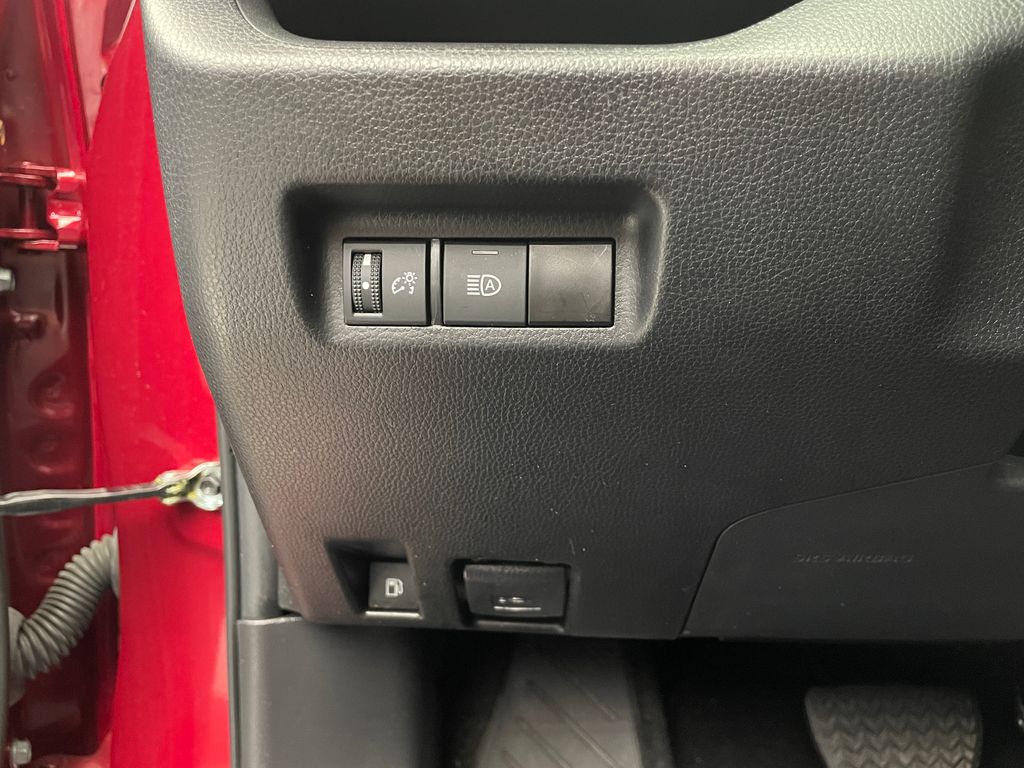 2022 Toyota RAV4 LE 25