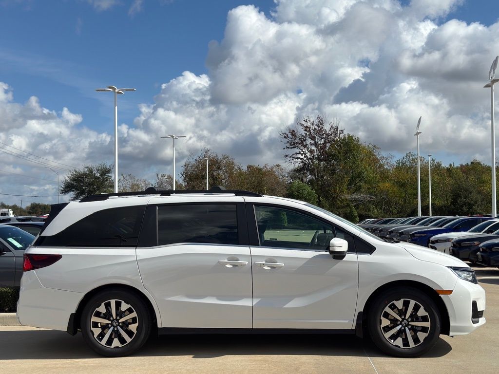 2026 Honda Odyssey EX-L White at Community Honda