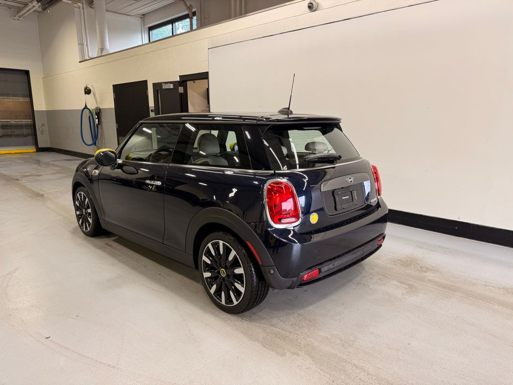 Thumbnail: 2020 MINI Cooper - 3
