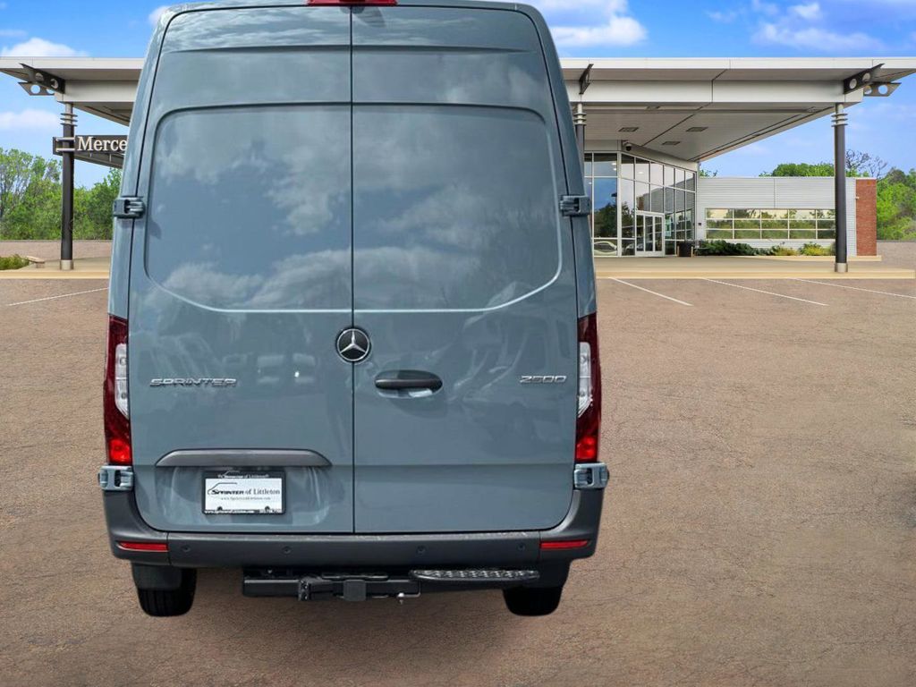 2024 Mercedes-Benz Sprinter 2500 Cargo 170 WB 4