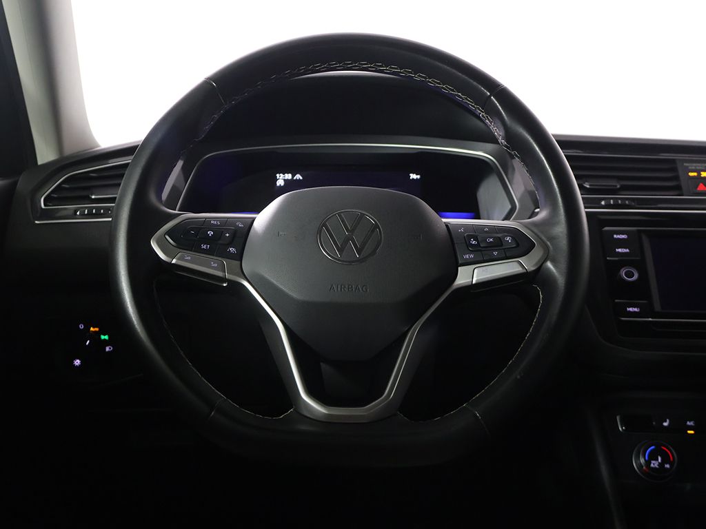 Used 2024 Gray Volkswagen 2.0T S image 33