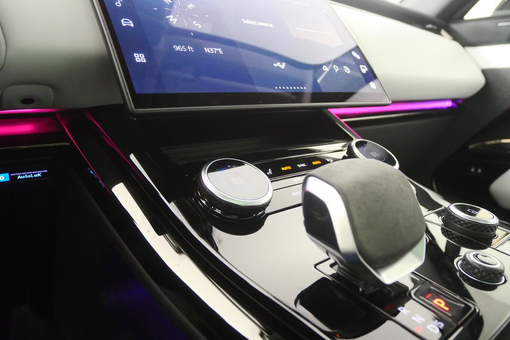 Thumbnail: 2023 Land Rover Range Rover Sport - 27