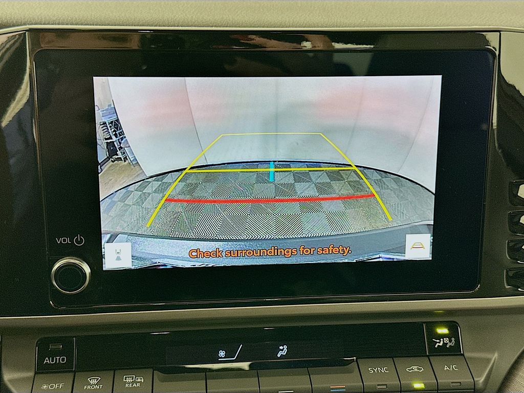 Thumbnail: 2025 Toyota Camry - 14