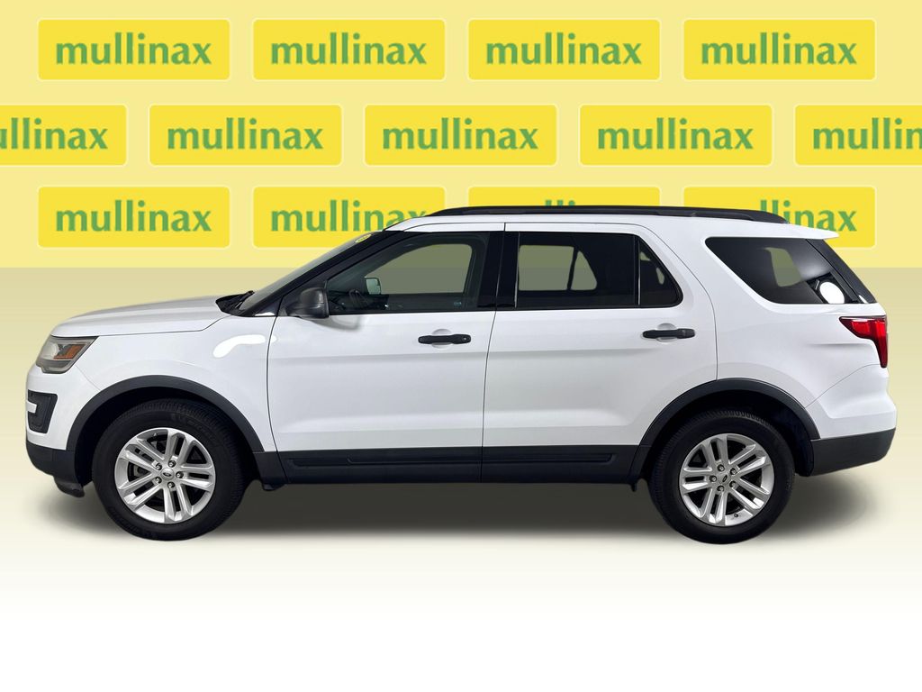 Certified Used 2017 White Ford Base image 12