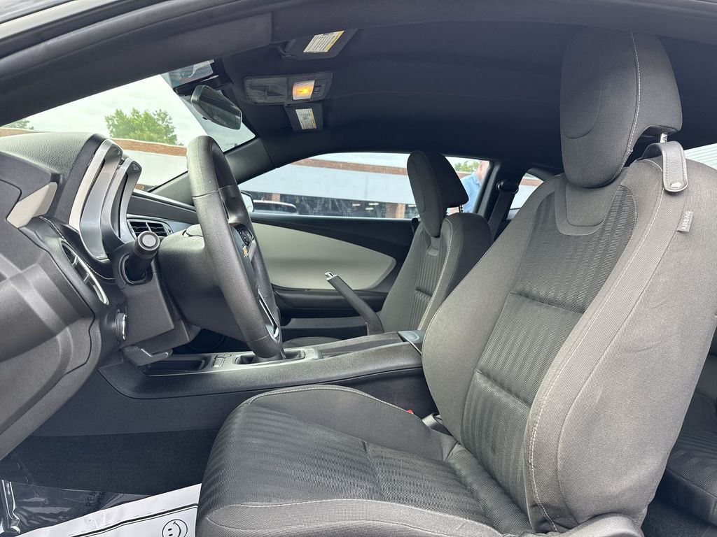 2013 Chevrolet Camaro 1LS - 10