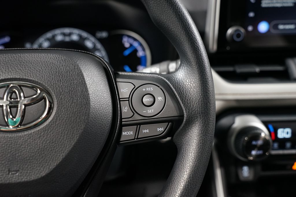Thumbnail: 2025 Toyota RAV4 - 13