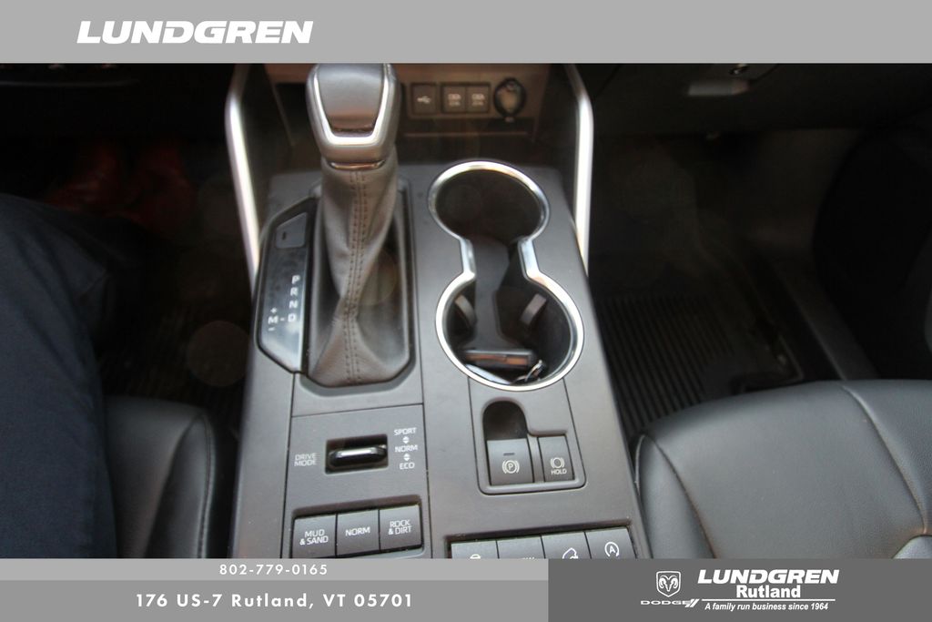 Used 2021 Toyota Highlander SUV