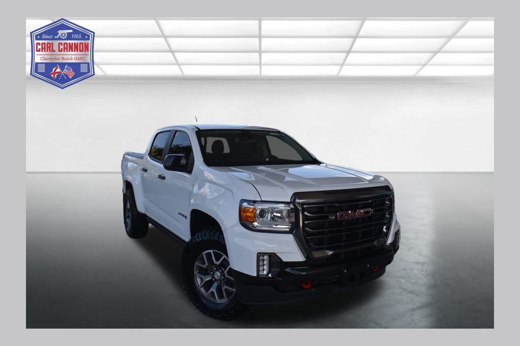 2022 GMC Canyon AT4 Crew Cab 4WD with Cloth