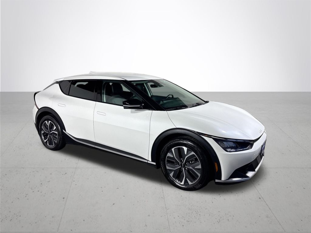 2024 Kia EV6 Light
